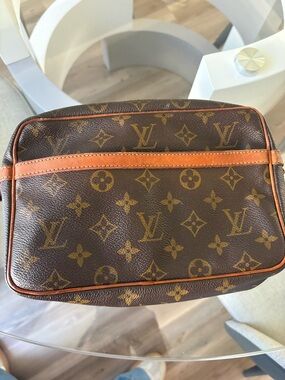 Louis Vuitton Brown Monogram Canvas Men's and women’s Pouch